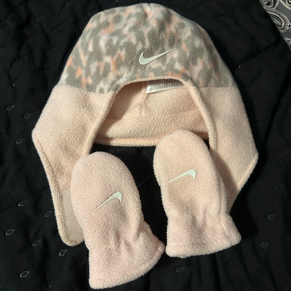 Nike Kids Pink and Gray Fleece Hat and Mittens